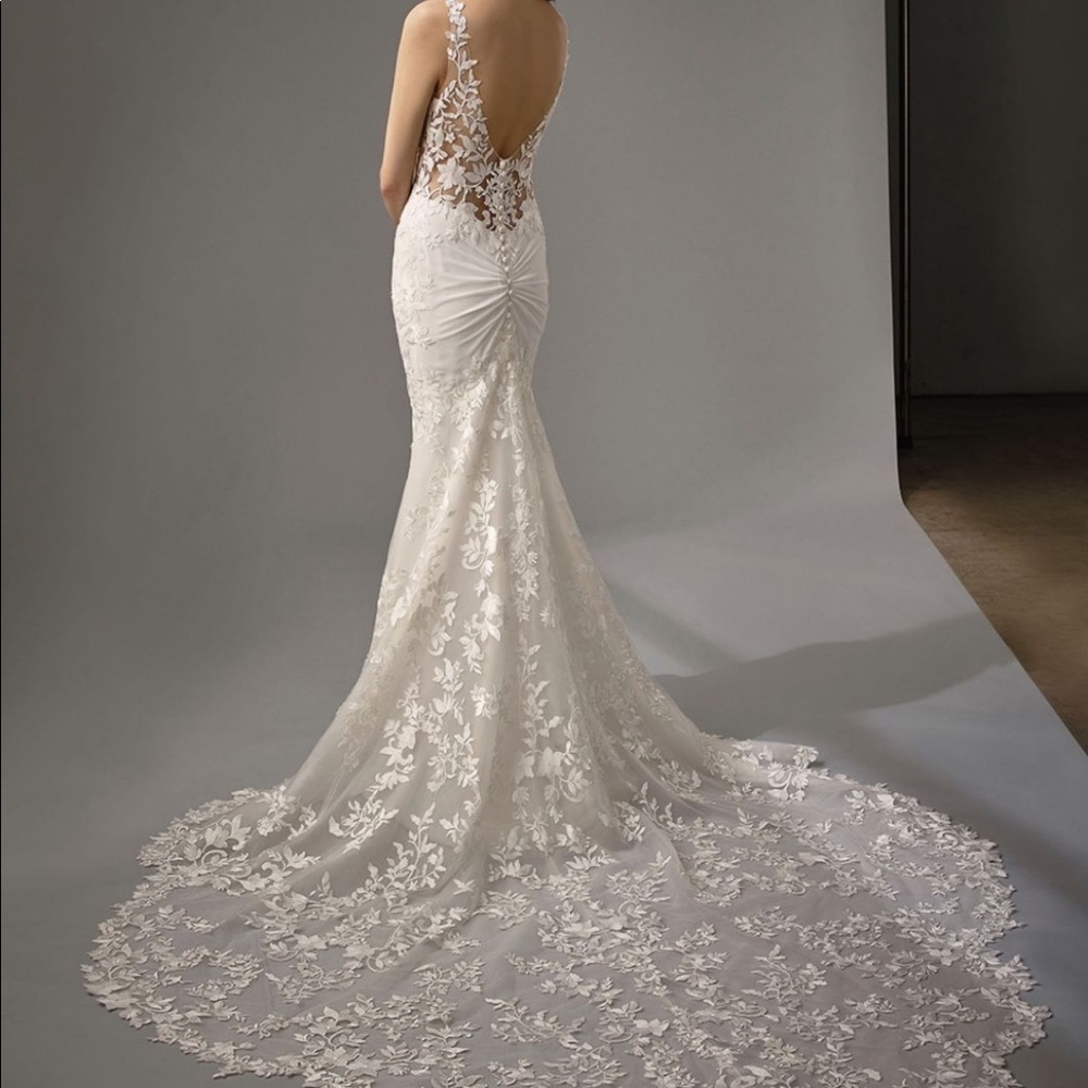 Enzoani Dress | Unaltered/Unworn!